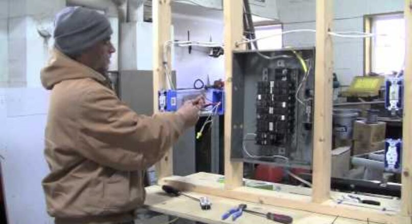 How to install a 4 way switch