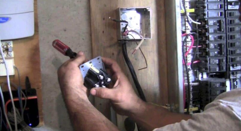 How to Install a 220 Volt Outlet 4 wire or Dryer Outlet